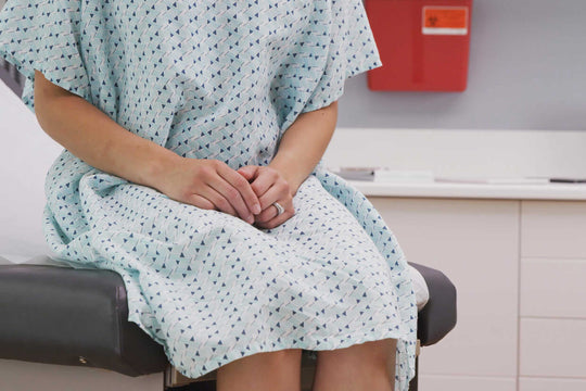 Pros & Cons of Reusable vs Disposable Isolation Gowns
